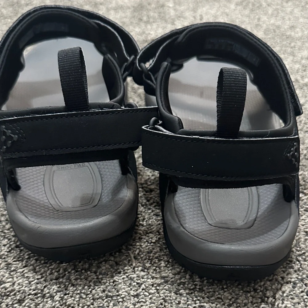 Teva Men's Meacham River Sandal in black Sz 13